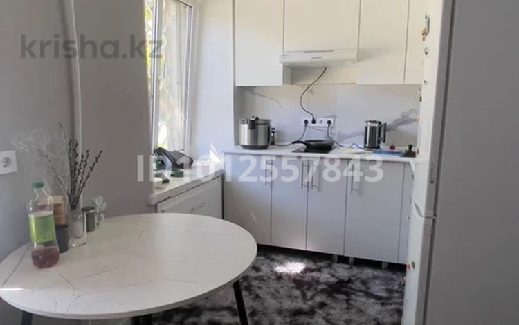 2-бөлмелі пәтер · 42 м² · 1/4 қабат, Кайсенова 88, бағасы: 180 000 ₸ в Усть-Каменогорске, Ульбинский — фото 2