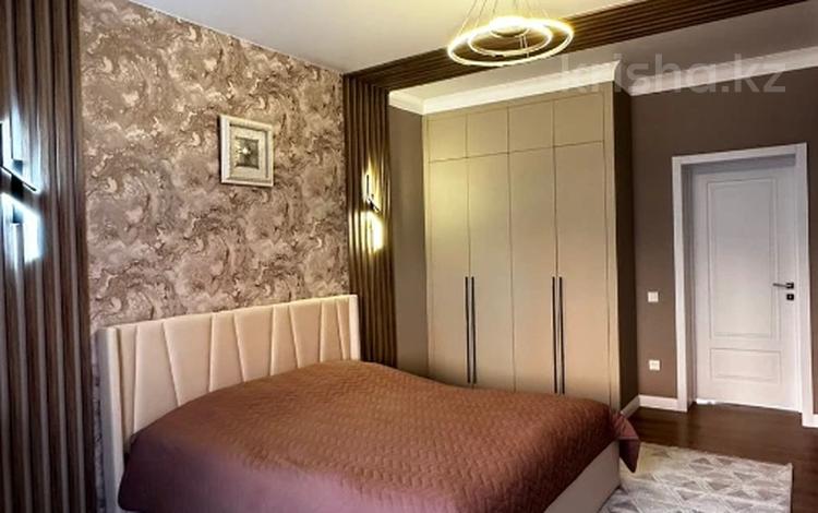 4-комнатная квартира · 160 м² · 3/5 этаж, Алтын орда за 63 млн ₸ в Актобе — фото 2
