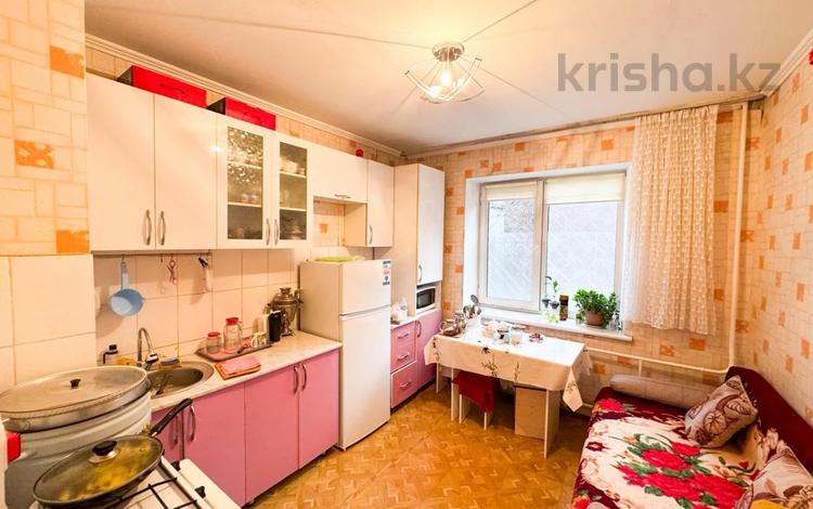 1-комнатная квартира · 33 м² · 1/5 этаж, Жансугурова — Жансугурова за 12.5 млн ₸ в Талдыкоргане — фото 4