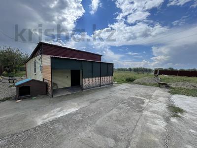 Отдельный дом · 2 комнаты · 41 м² · 12 сот., Шмурыгина 2 за 9.9 млн ₸ в Усть-Каменогорске