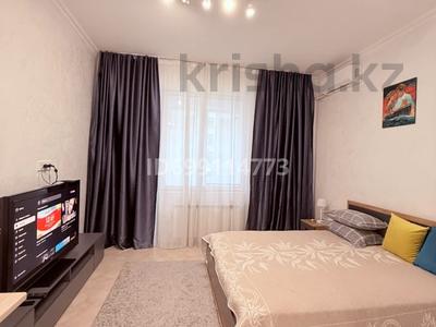 1-бөлмелі пәтер · 33 м² · 2/12 қабат, Сейфуллина — Макатаева, бағасы: 18 000 ₸ в Алматы, Алмалинский р-н