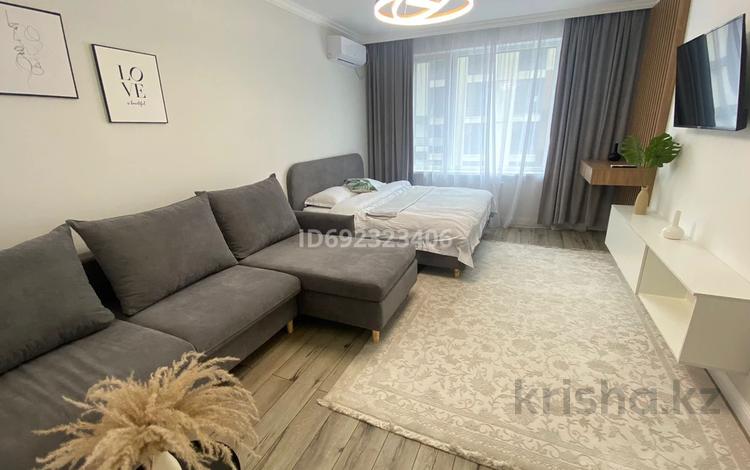 1-комнатная квартира, 50 м², 9/10 этаж помесячно, Гагарина 245/10