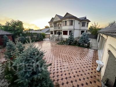 Отдельный дом · 8 комнат · 350 м² · 8 сот., 1 пер Аккозиева 24 — Ташкентский Аккозиева за 100 млн 〒 в Таразе