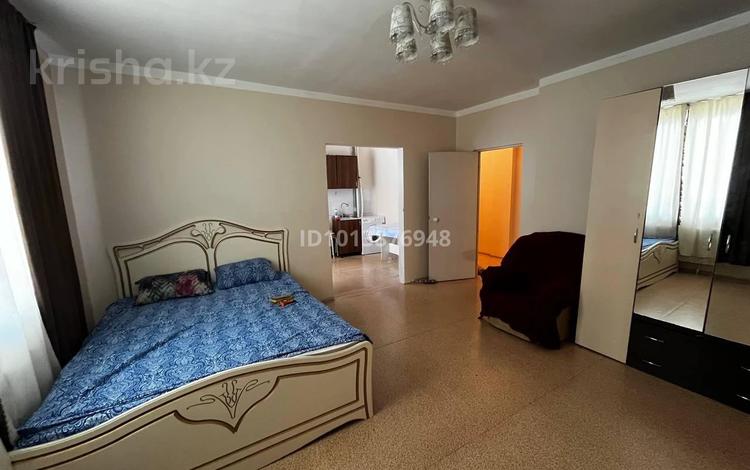 1-комнатная квартира · 40 м² · 1/9 этаж, Гагарина 1 за 13.5 млн ₸ в Уральске — фото 2