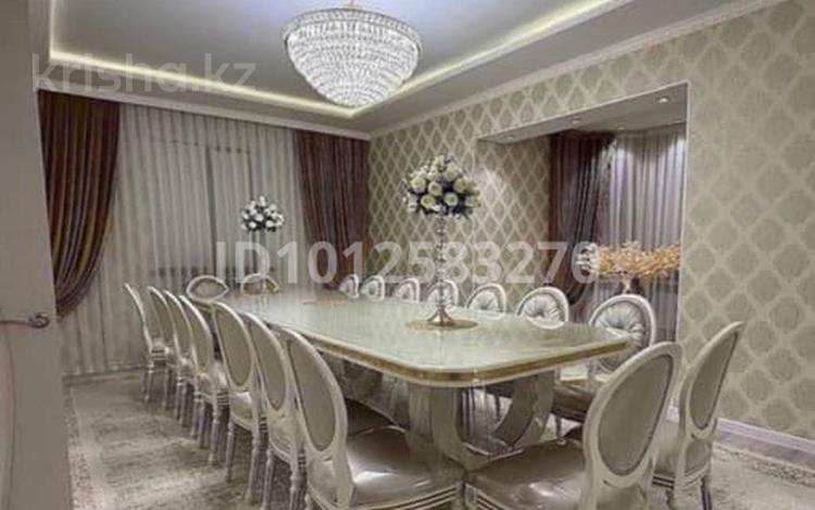 Жеке үй · 7 бөлме · 300 м² · 8 жүзд., мкр Северо-Запад 144 — Самалжел - Шұбаркөл, бағасы: 82 млн ₸ в Шымкенте, Абайский р-н — фото 2