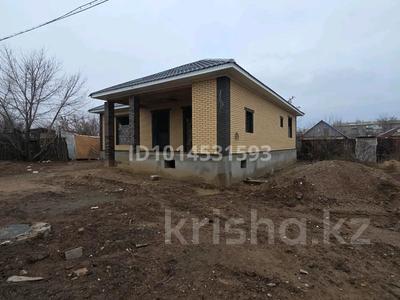 Отдельный дом · 4 комнаты · 145.6 м² · 6 сот., Охотный тупик 13 — Зади Ай луны за 50 млн ₸ в Уральске