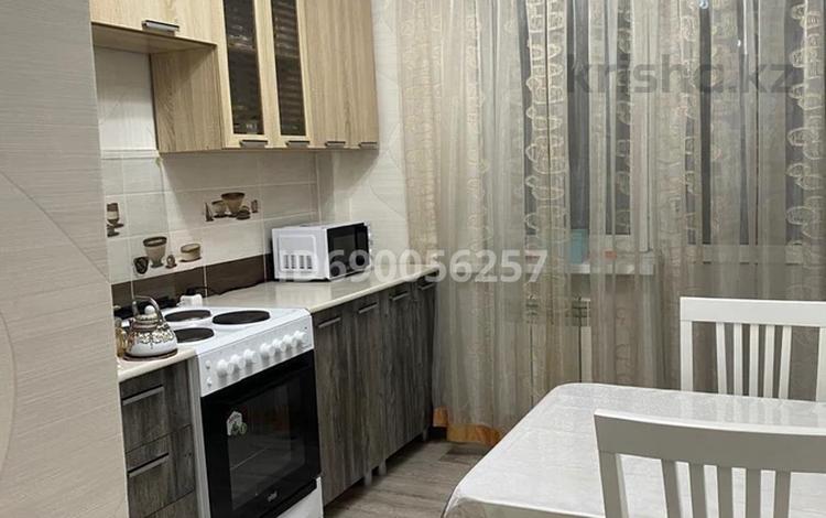 2-бөлмелі пәтер · 54.8 м² · 6/9 қабат, Микрорайон Карагайлы 28, бағасы: 27 млн ₸ в Семее — фото 10