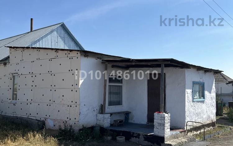 Отдельный дом · 4 комнаты · 44 м² · 250 сот., Максима горького 2 — Возле Метеостанций за 6.5 млн ₸ в Шарбакты — фото 2