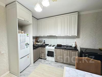 2-бөлмелі пәтер · 51 м² · 2/8 қабат, Нажимеденова 37 — СРОЧНАЯ ПРОДАЖА, бағасы: 27 млн ₸ в Астане, Сарайшык р-н