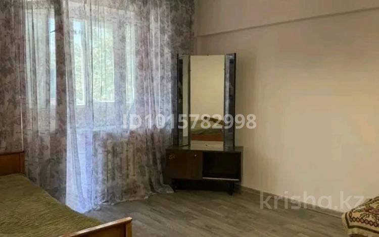 1-комнатная квартира · 38 м² · 2/3 этаж, Сейфуллина 86 — Жумабаева за 210 000 ₸ в Алматы, Турксибский р-н — фото 2