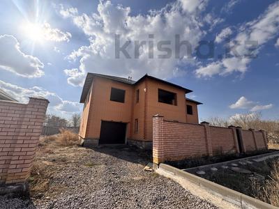 Жеке үй · 6 бөлме · 496 м² · 10 сот., проспект Республики 209/1, бағасы: 37.5 млн 〒 в Темиртау