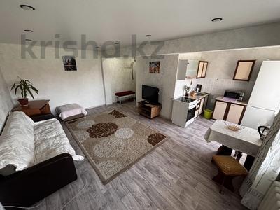 2-бөлмелі пәтер · 45 м² · 3/5 қабат, Сагадат Нурмагамбетова 43, бағасы: 21.9 млн ₸ в Усть-Каменогорске