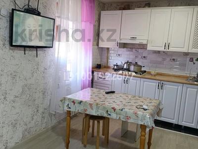 2-комнатная квартира · 47 м² · 2/4 этаж, 6-й мкр 10 — Садик ,школа рядом ,дана супер маркет рядом, дом хороши . за 13.2 млн 〒 в Актау