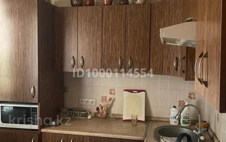 2-бөлмелі пәтер · 52 м² · 2/5 қабат, мкр Жетысу-4 6 — Садвокасова Момышулы, бағасы: 47 млн ₸ в Алматы, Ауэзовский р-н — фото 2