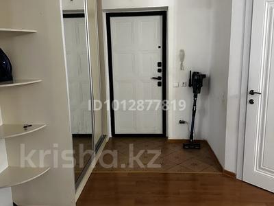 2-бөлмелі пәтер · 84 м² · 5/9 қабат, Иманова 18/2 — Сабыр Рахимова, бағасы: 45 млн ₸ в Астане, р-н Байконур