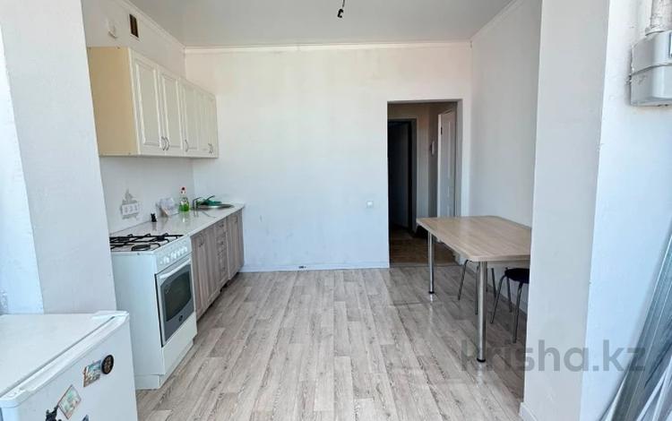 1-комнатная квартира · 39.3 м² · 5/5 этаж, мкр 12, Алтын орда за 12.5 млн ₸ в Актобе — фото 2