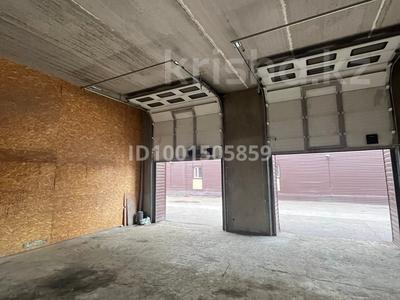 Свободное назначение, офисы, магазины и бутики, склады, азс, автосервисы и автомойки · 80 м² за 300 000 〒 в Караганде, Казыбек би р-н