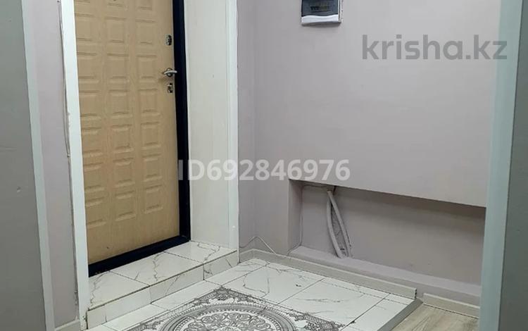 2-бөлмелі пәтер, 60 м² тәулік бойы, Кордай 87, бағасы: 15 000 〒 в Астане, Алматы р-н — фото 2