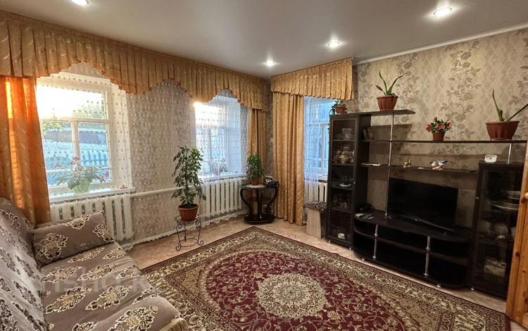 Отдельный дом · 3 комнаты · 56.8 м² · 4.4 сот., Косанова 170 за 14 млн ₸ в Семее — фото 16