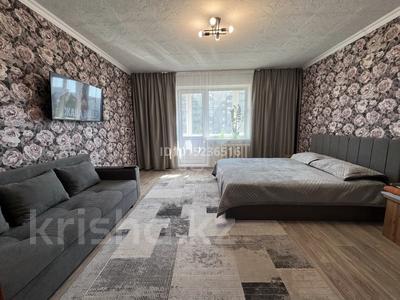 1-комнатная квартира · 42 м² · 3/9 этаж, Герцена 52 — Центр, ТД АЛАТАУ, рынок, автостанция за 13 000 ₸ в Семее