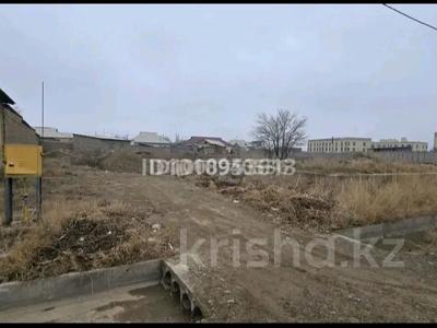 Участок · 10 соток, Сейхун 2Г — Рядом президентская парк свет су газ келып тур документ 100% за 8 млн ₸ в Туркестане