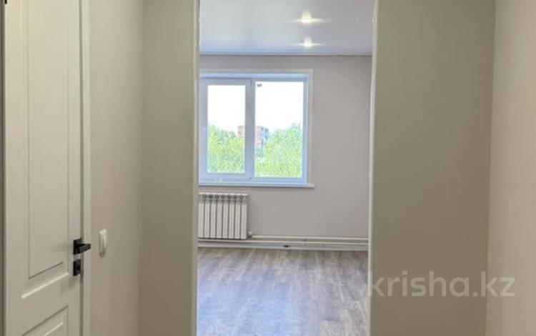 1-бөлмелі пәтер · 26 м² · 2/5 қабат, Увалиева 1, бағасы: 12.5 млн ₸ в Усть-Каменогорске — фото 2