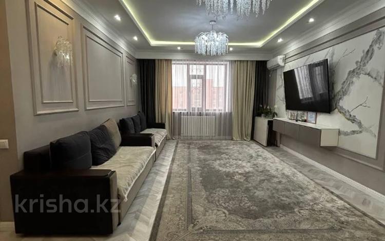 4-комнатная квартира · 120 м² · 8/9 этаж, Посмакова 96 за 100 млн 〒 в Семее — фото 2