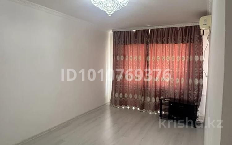 3-комнатная квартира · 55 м² · 5/5 этаж, Жалаңтөс батыр 19 — Ауезова за 12.5 млн ₸ в Атырау — фото 2