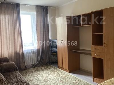 1-бөлмелі пәтер · 30 м² · 5/5 қабат, Мынбулак ш/а. 27 — Рынок Жибек Жолы, бағасы: 90 000 ₸ в Таразе,  мкр Мынбулак