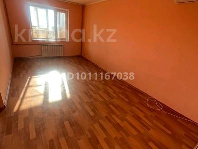 3-комнатная квартира · 63 м² · 4/5 этаж, жибек жолы 30 — коктем базар, " Магнит" за 19.5 млн ₸ в Шымкенте, Енбекшинский р-н