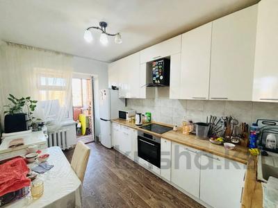 3-бөлмелі пәтер · 70 м² · 10/12 қабат, Кудайбердыулы 25/1, бағасы: ~ 29 млн ₸ в Астане, Алматы р-н