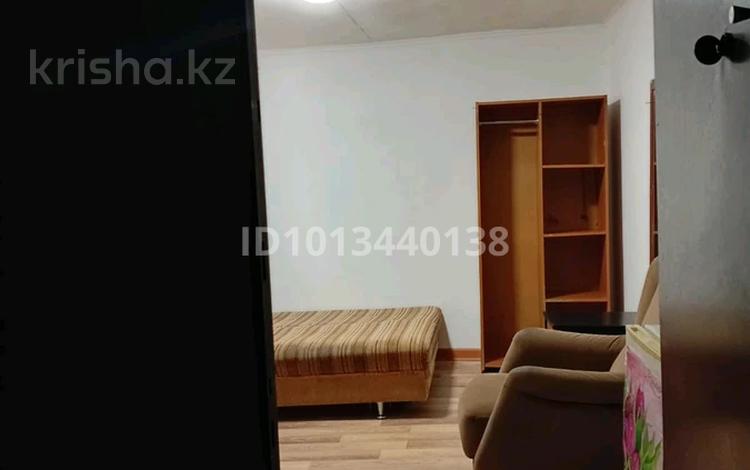 1 бөлме · 14 м² · 1/2 қабат, Ш.Чокина 34 — Уг.Райымбек-Байзакова, бағасы: 80 000 ₸ в Алматы, Алмалинский р-н — фото 2