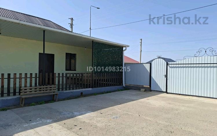 Жеке үй · 2 бөлме · 117 м² · 8 жүзд., Байтақ-2 ш/а., 21 улицв 17, бағасы: 23 млн ₸ в Атырау, мкр Байтак-2 — фото 2