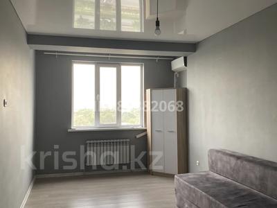 1-бөлмелі пәтер, 44 м², 9/10 қабат ай сайын, мкр Аксай-4, Мкр. Аксай-4 119, бағасы: 250 000 〒 в Алматы, Ауэзовский р-н