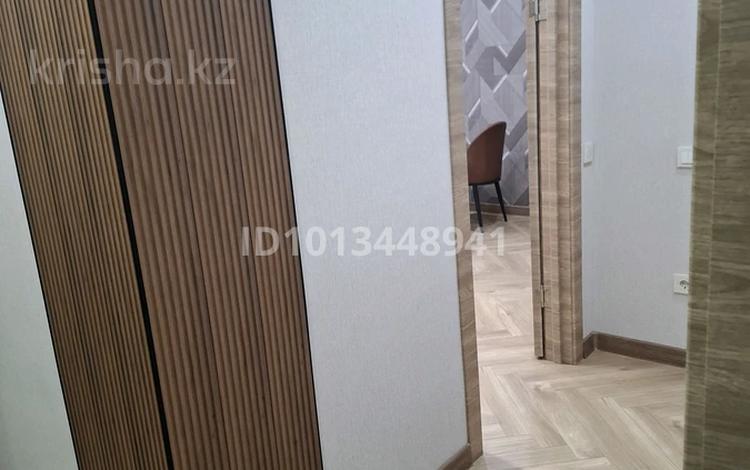 2-комнатная квартира · 67 м² · 6/9 этаж, мкр. Алтын орда 19Г/1 за 250 000 ₸ в Актобе — фото 2