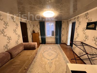 Часть дома · 4 комнаты · 54.6 м² · 2 сот., мкр Дархан, Сабатаева 2/3 — 4 комнатный Кухня отлюдельная как дом Баня 2 клодовки 3 навеса Рядом (школa, садики, РУВД, поликлиника, 2 супермаРКета, ) за 33 млн ₸ в Алматы, Алатауский р-н