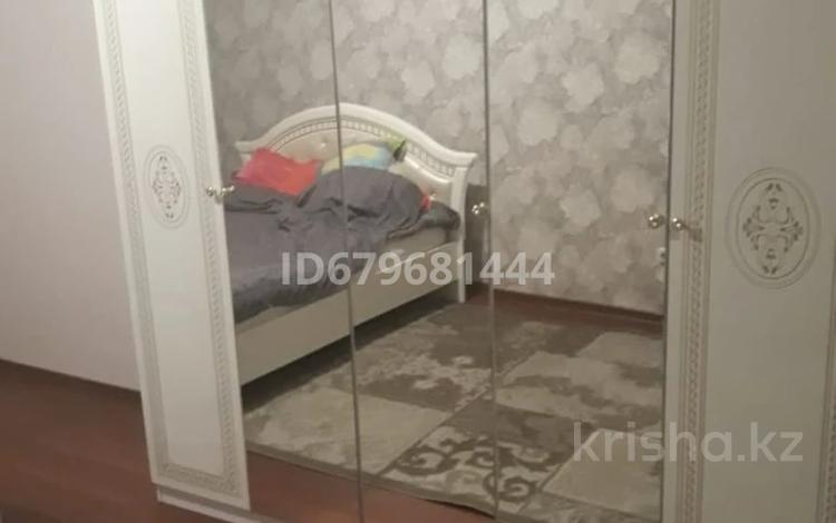 2-комнатная квартира · 90 м² · 9/18 этаж, Кенесары — Малика Габдуллина за 16 000 ₸ в Астане — фото 8
