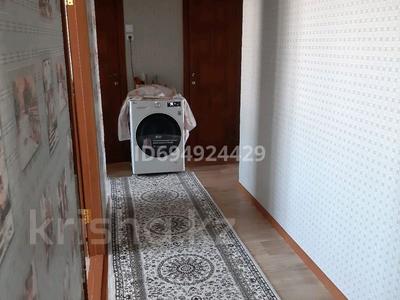 Продажа квартир в Акмолинской обл.: 4-комнатная квартира · 81 м² · 5/6 этаж, Микрорайон Центральный 2б — Продам 4х комнатную квартиру 1987 года постройки, 5/6 за 24.5 млн 〒 4-комнатная квартира · 81 м² · 5/6 этаж, Микрорайон Центральный 2б — Продам 4х комнатную квартиру 1987 года постройки, 5/6 за 24.5 млн 〒 в Кокшетау