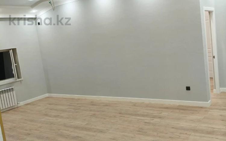 2-бөлмелі пәтер · 68 м² · 8/8 қабат, 19-ш/а. 45/3, бағасы: 15.5 млн ₸ в Актау, 19-й мкр — фото 2