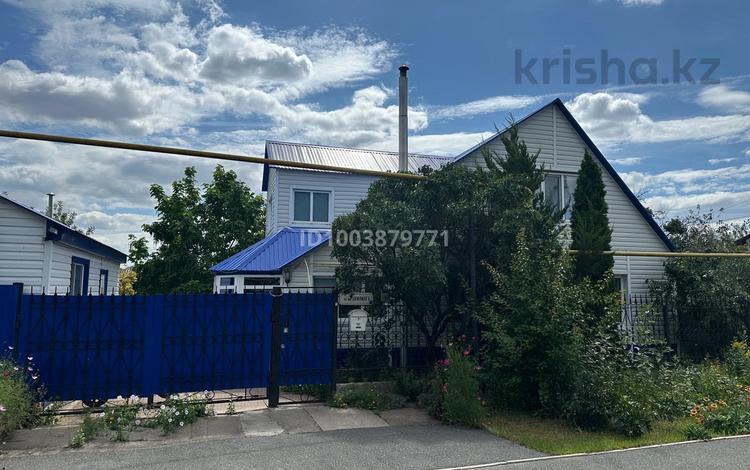 Отдельный дом · 4 комнаты · 120 м² · 8.8 сот., Цвилинга 108 за 37 млн 〒 в Аксае — фото 2