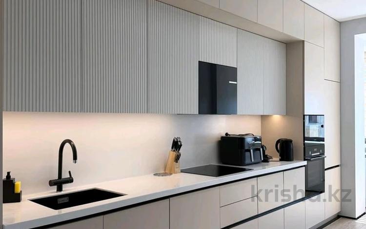 4-комнатная квартира · 176 м² · 12/13 этаж, мкр Самал 1а за 210 млн ₸ в Алматы, Медеуский р-н — фото 2