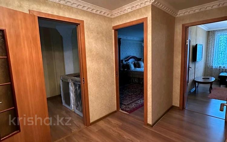 2-комнатная квартира · 55 м² · 2/5 этаж, мкр Юго-Восток, Юго-Восток Муканова 15 — Пр. Республики за 21 млн 〒 в Караганде, Казыбек би р-н — фото 2