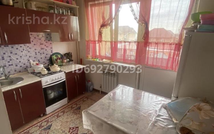 2-комнатная квартира, 60 м², 3/9 этаж помесячно, мкр Жас Канат 8 за 180 000 〒 в Алматы, Турксибский р-н — фото 2