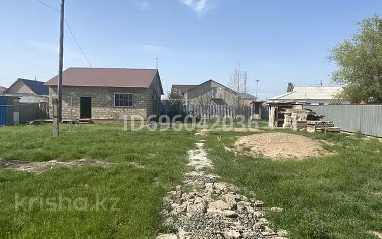 Жеке үй · 2 бөлме · 54 м² · 9 жүзд., Көкарна ш/а., Пазылова хансултанова 30, бағасы: 8 млн ₸ в Атырау, мкр Кокарна — фото 2
