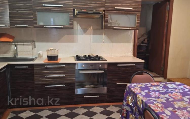 Жеке үй · 8 бөлме · 240 м² · 6 жүзд., Муканова 94, бағасы: 1 млн ₸ в Алматы, Алмалинский р-н — фото 4