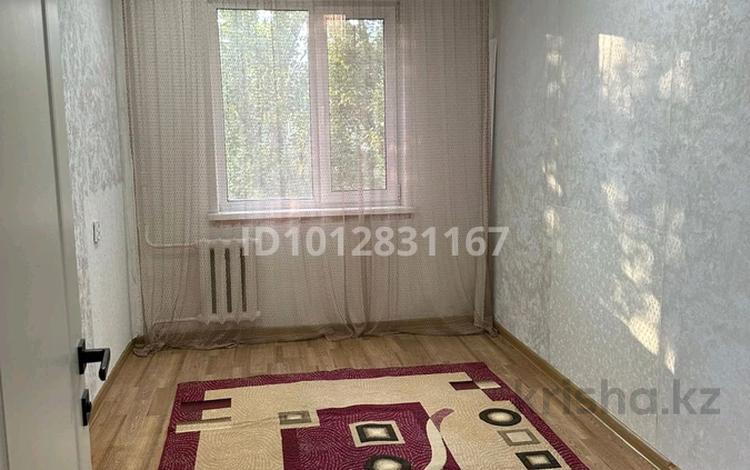 3-бөлмелі пәтер · 63 м² · 4/5 қабат, Гагарина, бағасы: 130 000 ₸ в Уральске — фото 2