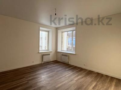 3-бөлмелі пәтер · 109.9 м² · 2/9 қабат, Каирбекова 83, бағасы: ~ 52.8 млн ₸ в Костанае