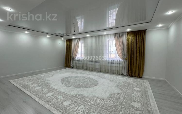 Отдельный дом · 4 комнаты · 250 м² · 15 сот., Тоқташ 10 за 60 млн ₸ в Шу — фото 2
