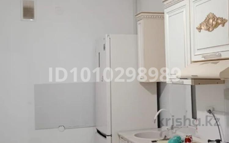 2-бөлмелі пәтер · 56 м² · 7/7 қабат, Есімхан алаңы 17/3 — Стадион, бағасы: 16 млн ₸ в Туркестане — фото 2