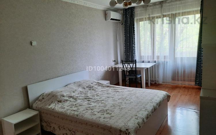 1-комнатная квартира · 35 м² · 5/5 этаж, Казыбек би — Шарипова Казыбек би за 250 000 ₸ в Алматы, Алмалинский р-н — фото 2